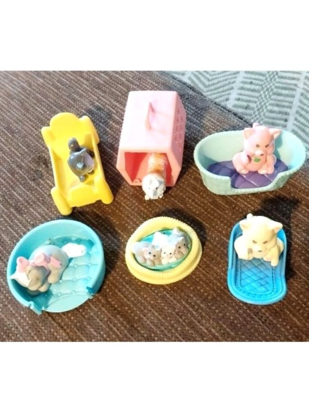 Vintage Littlest Pet Shop Playset Collection With Animals & Accessories